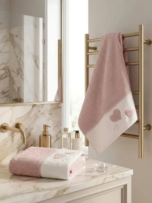 Рушник Maison D'or Monique Hearts